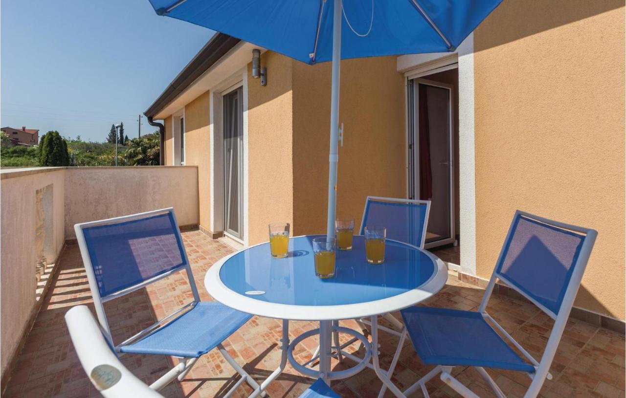 Nice Apartment In Kastel With Kitchen Kültér fotó