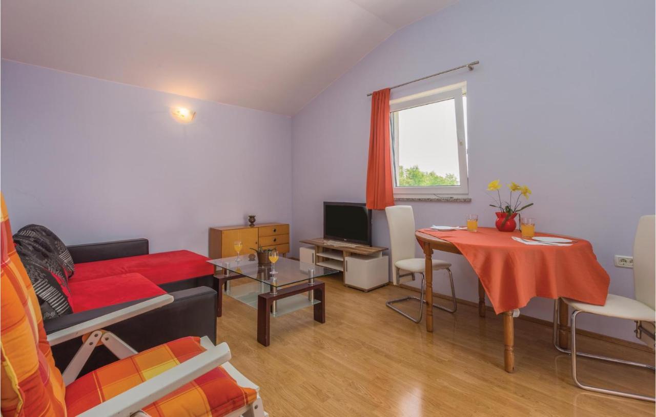 Nice Apartment In Kastel With Kitchen Kültér fotó